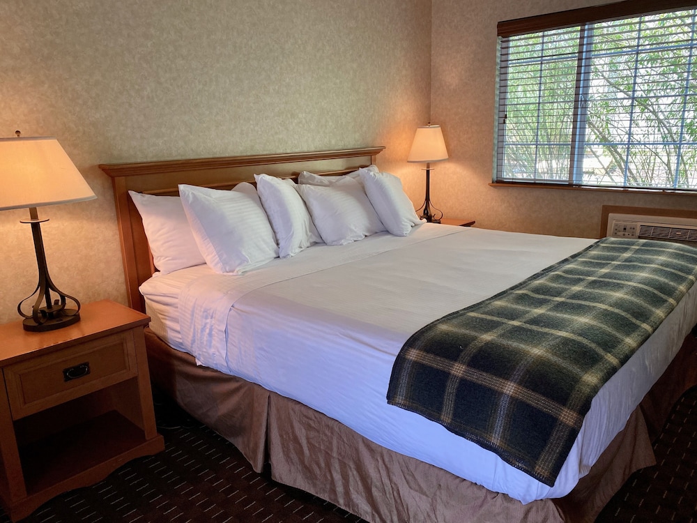 Cousins Country Inn