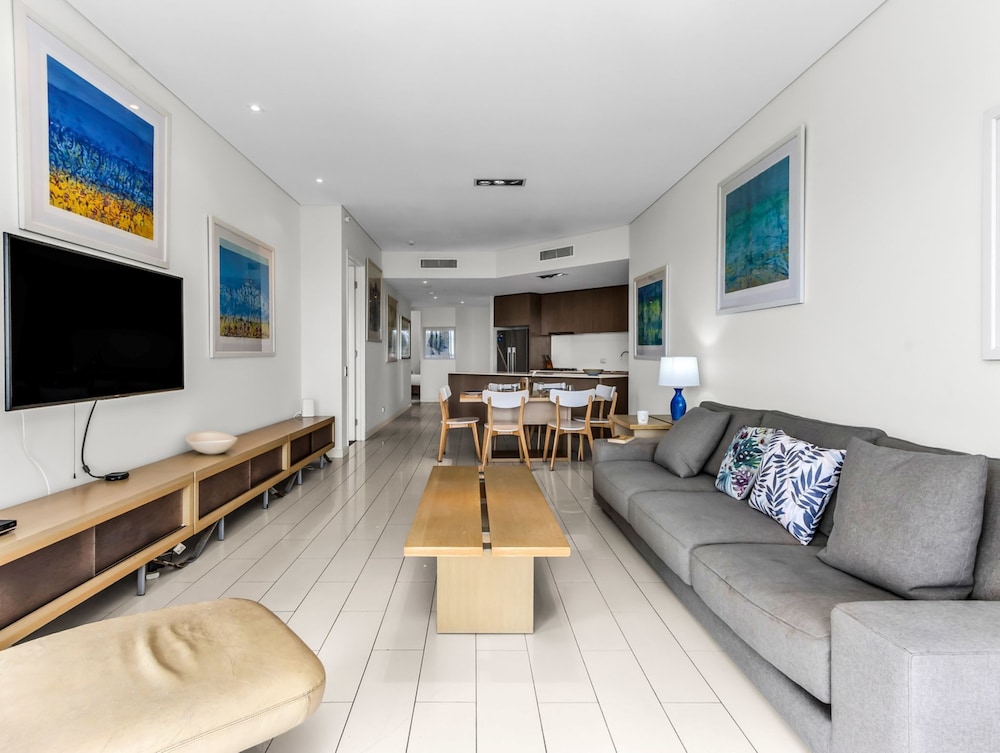 Tropical Park View Retreat 3BR Bali Resort in Kingscliff (1210)