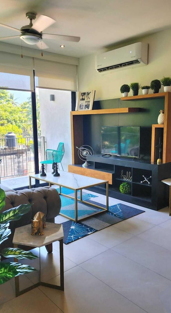 Roma 240 Versalles by Tovigo Rentals