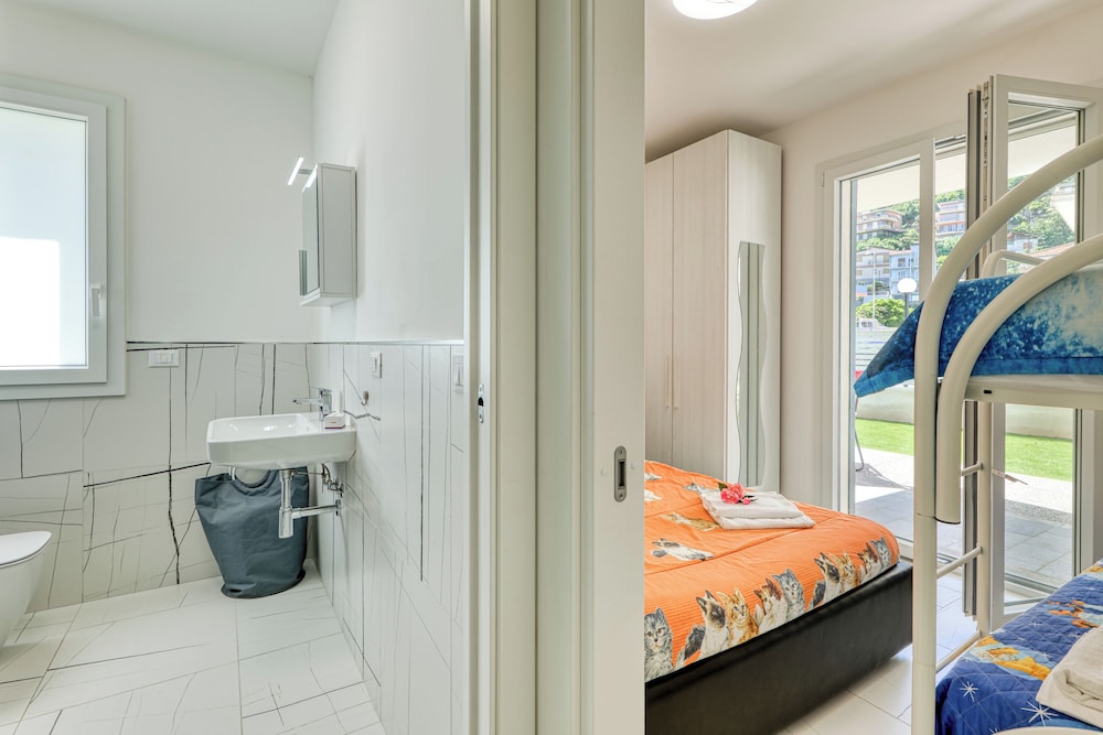 Marina Resort - Pool And Parking LUX