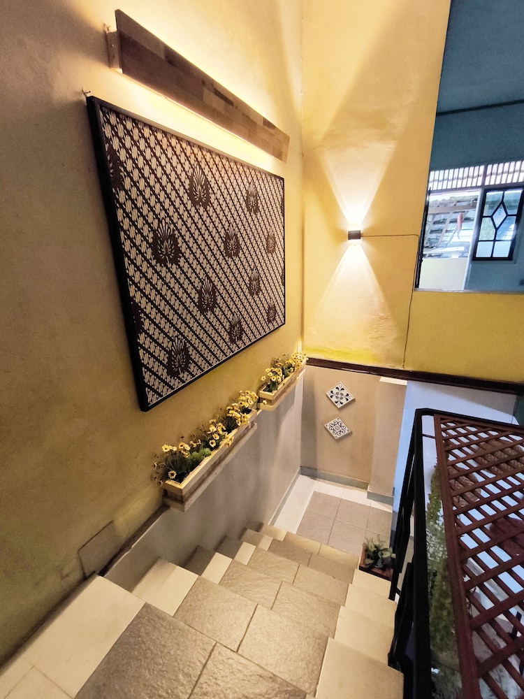 Garuda Syariah Homestay By Reccoma