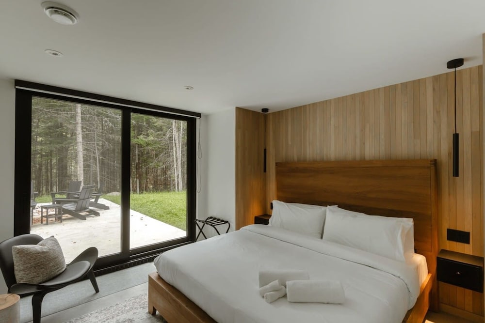 Naro Cabin in Laurentides