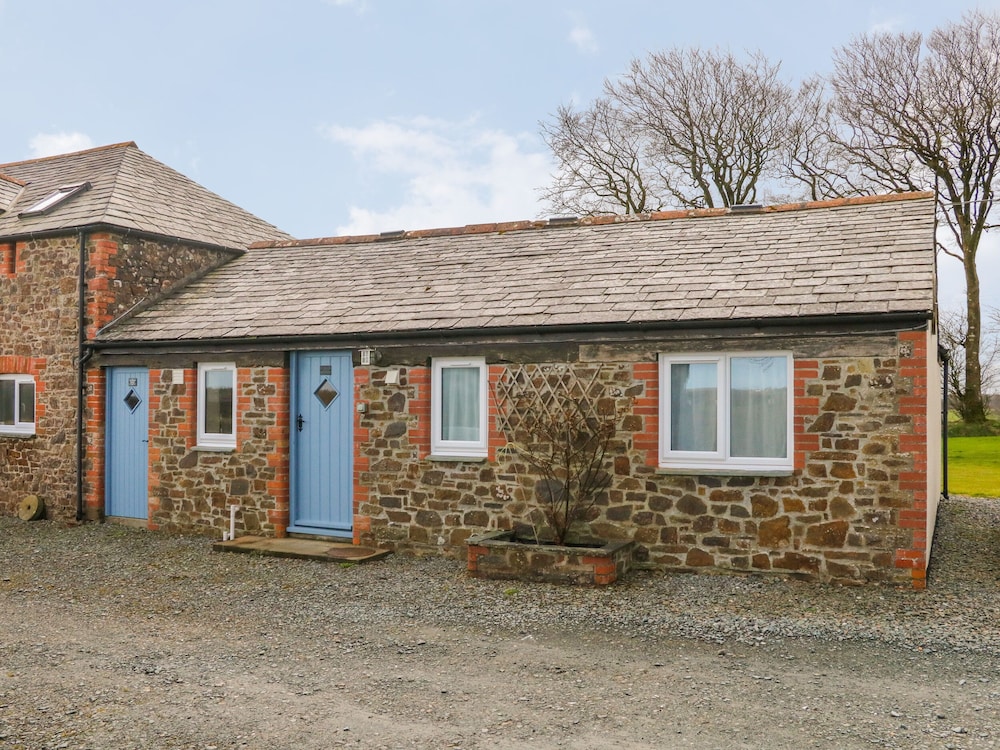 Holsworthy Vacations - The Cottage - Property Image 1