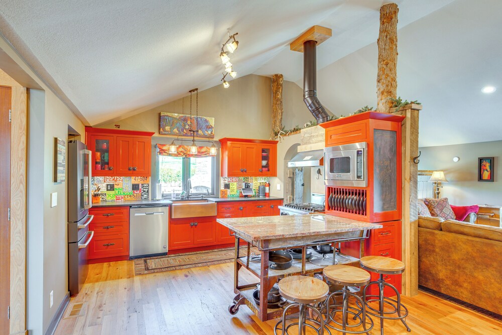 Stay & Sip: Group Ranch at Shamrock Hills Vineyard