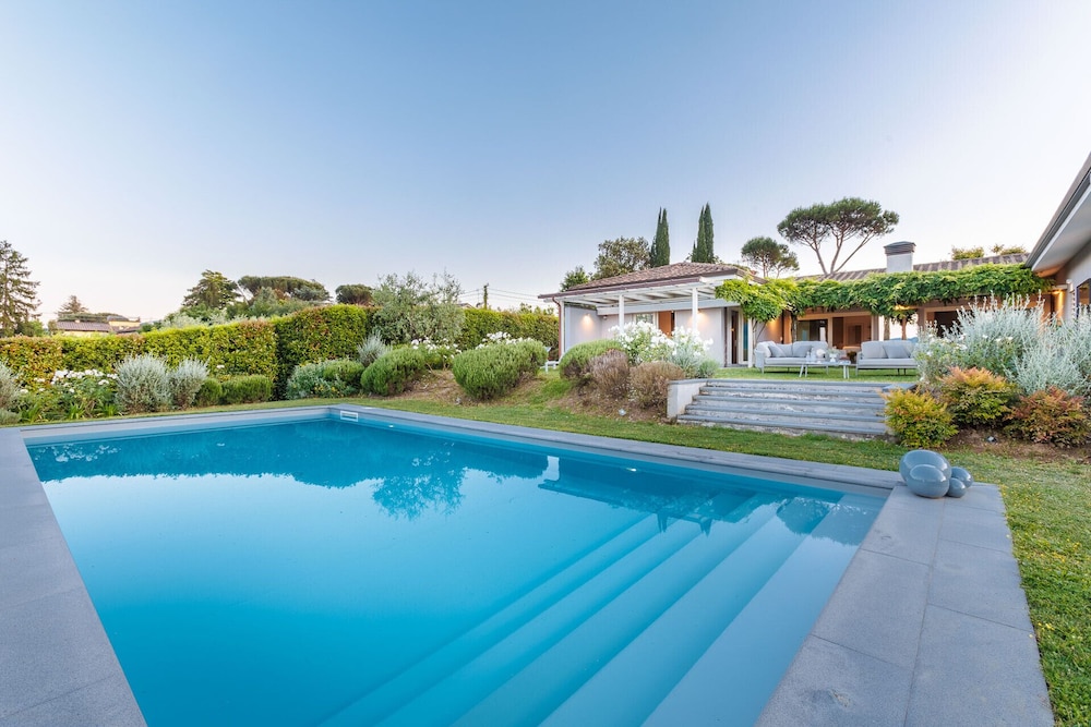 The Secret Escape Villa
