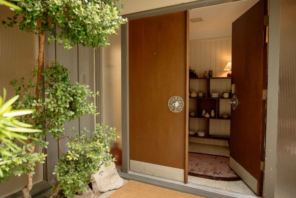 Zen Mountain Getaway w a Pool Hot Tub 5 Beds