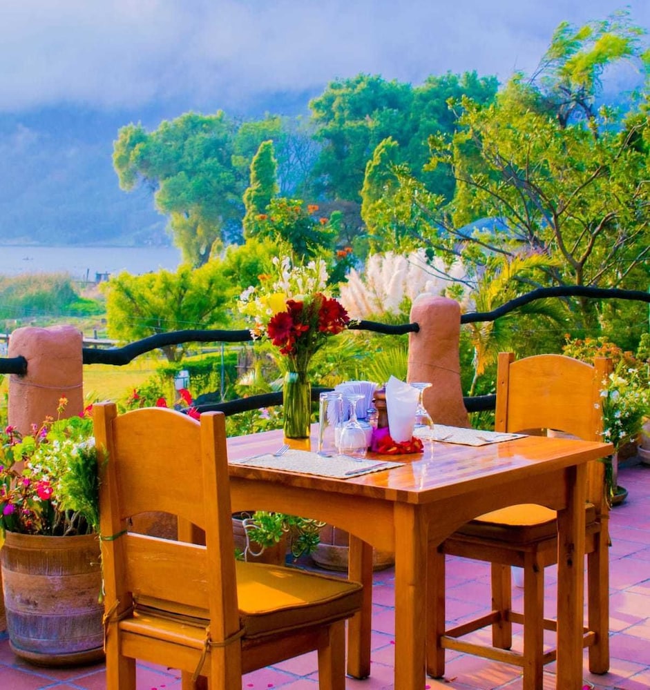 Hotel y Restaurante Bambu