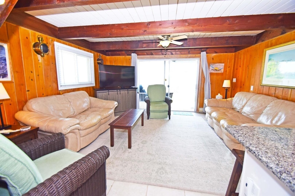 Village West 1 3 Bedroom Townhouse