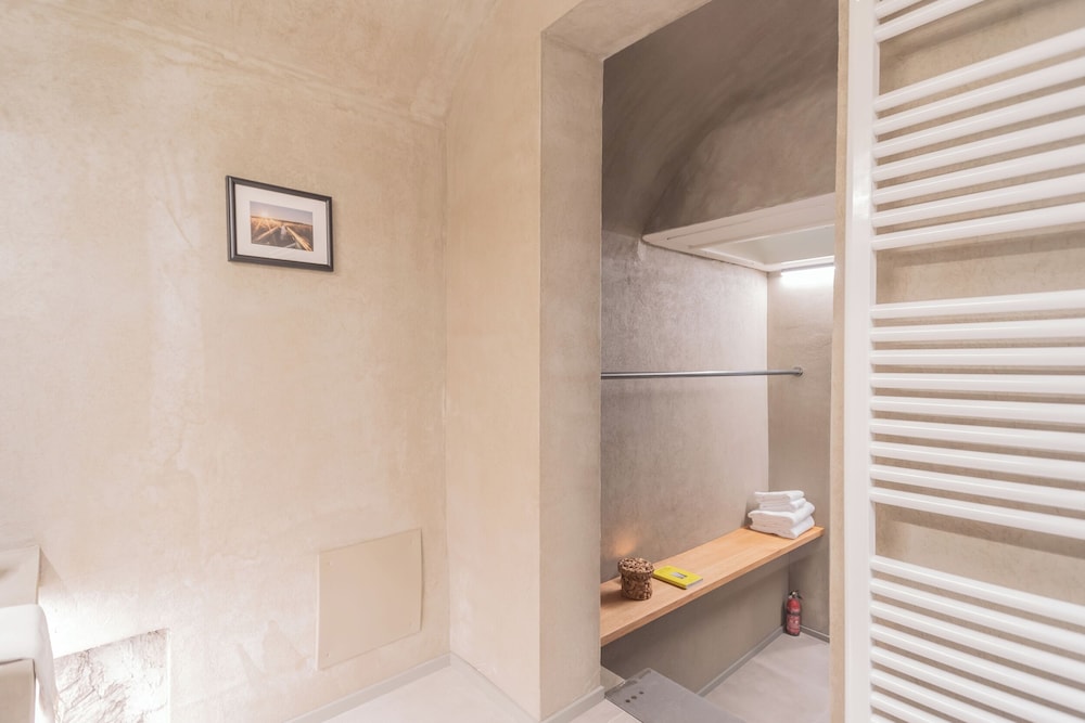 Urio's Castle Suites by Rent all Como