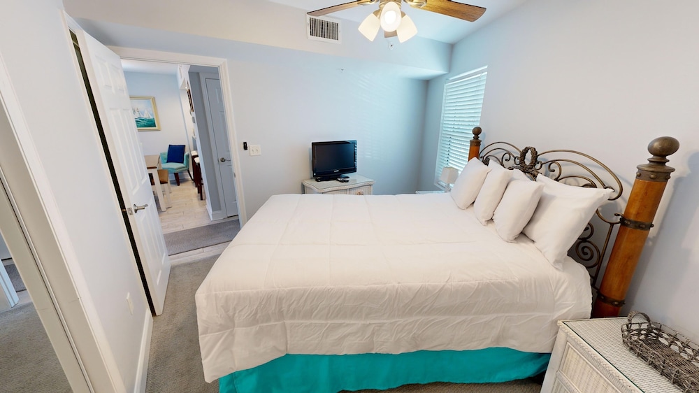 Seacrest 212 2 Bedroom Condo