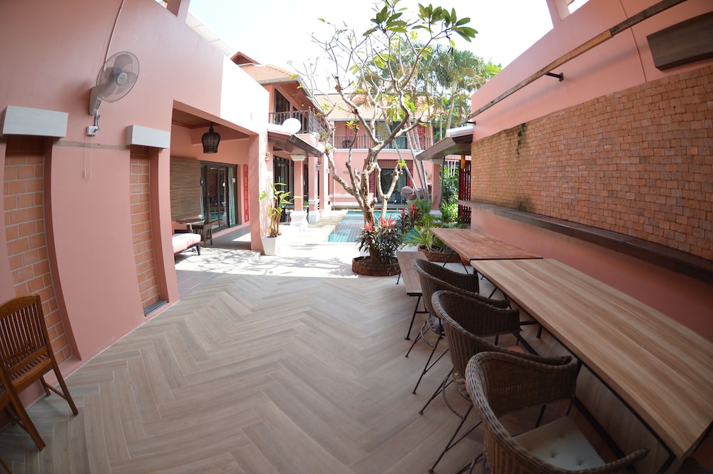 Pratamnak villa