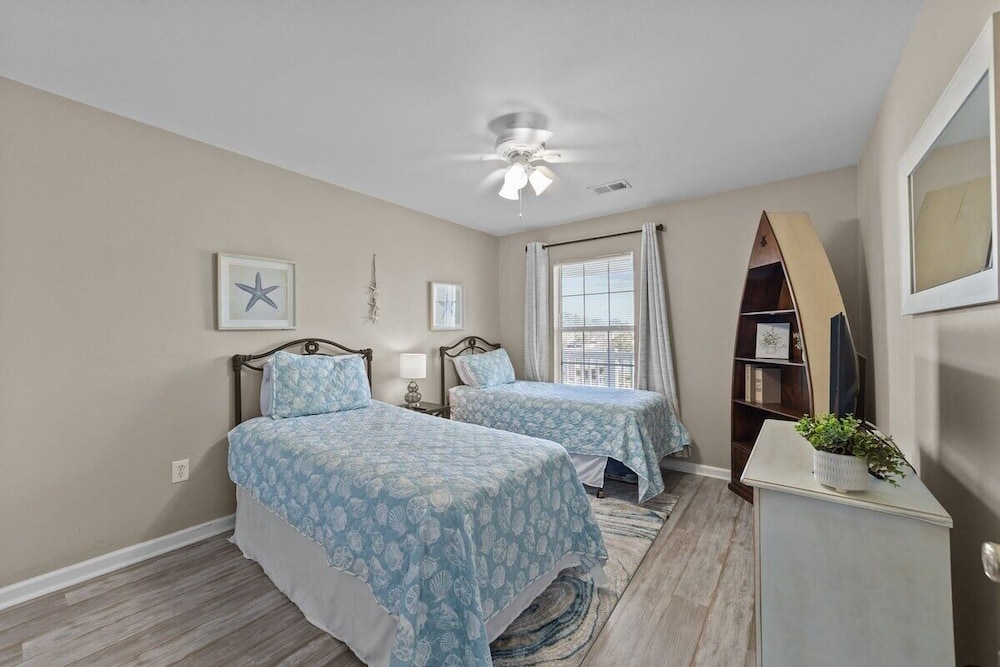 Fairways 27e 3 Bedroom Condo