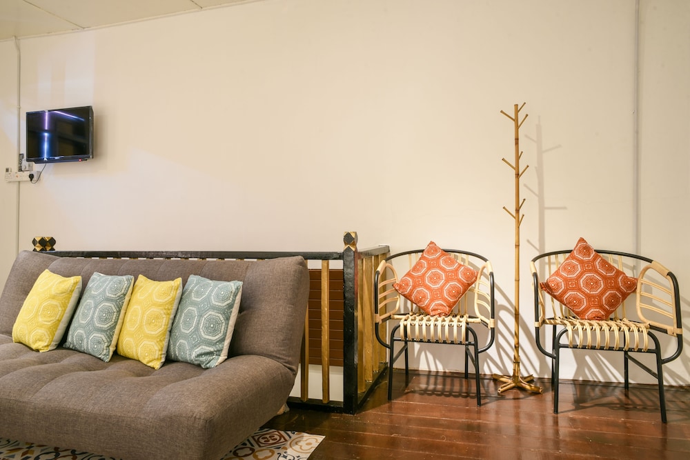 Ohana House HQ