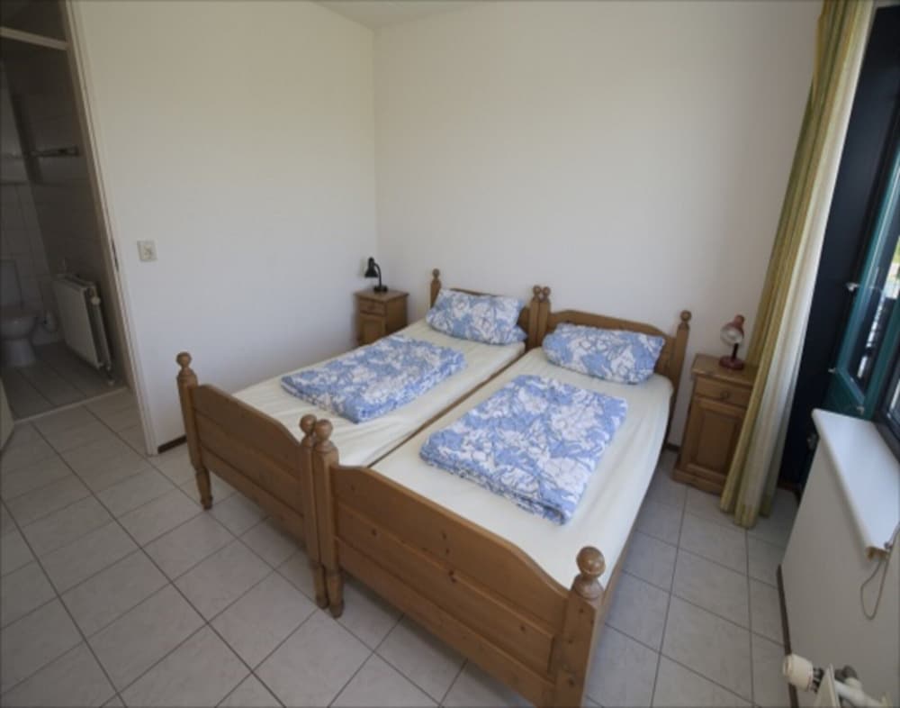 Apartment Sint Maartenszee Near the Dunes