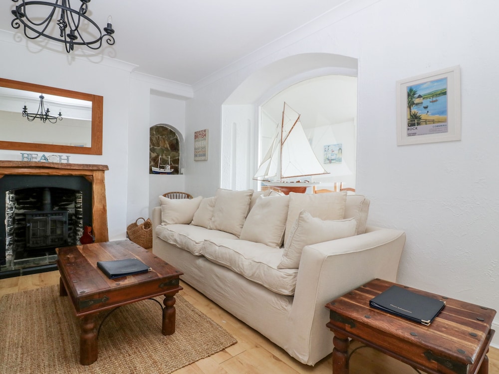Trevena Lodge