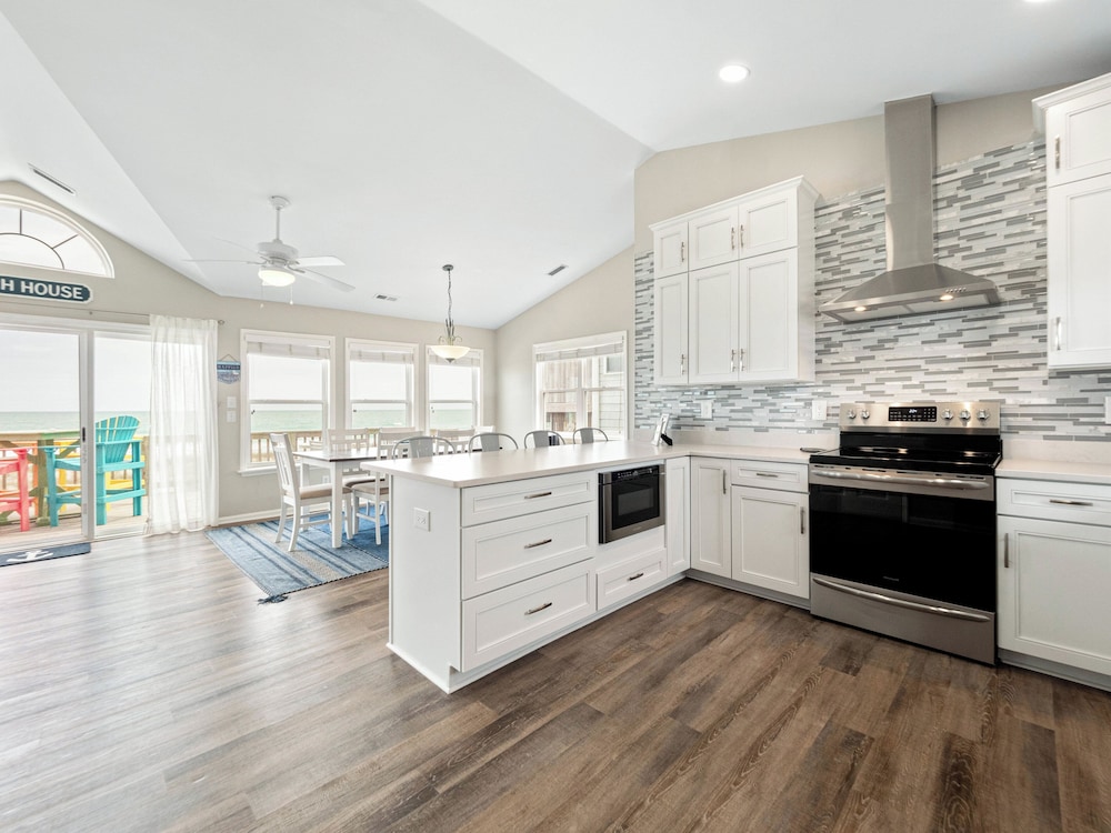 The Beachcomber by Topsail Realty