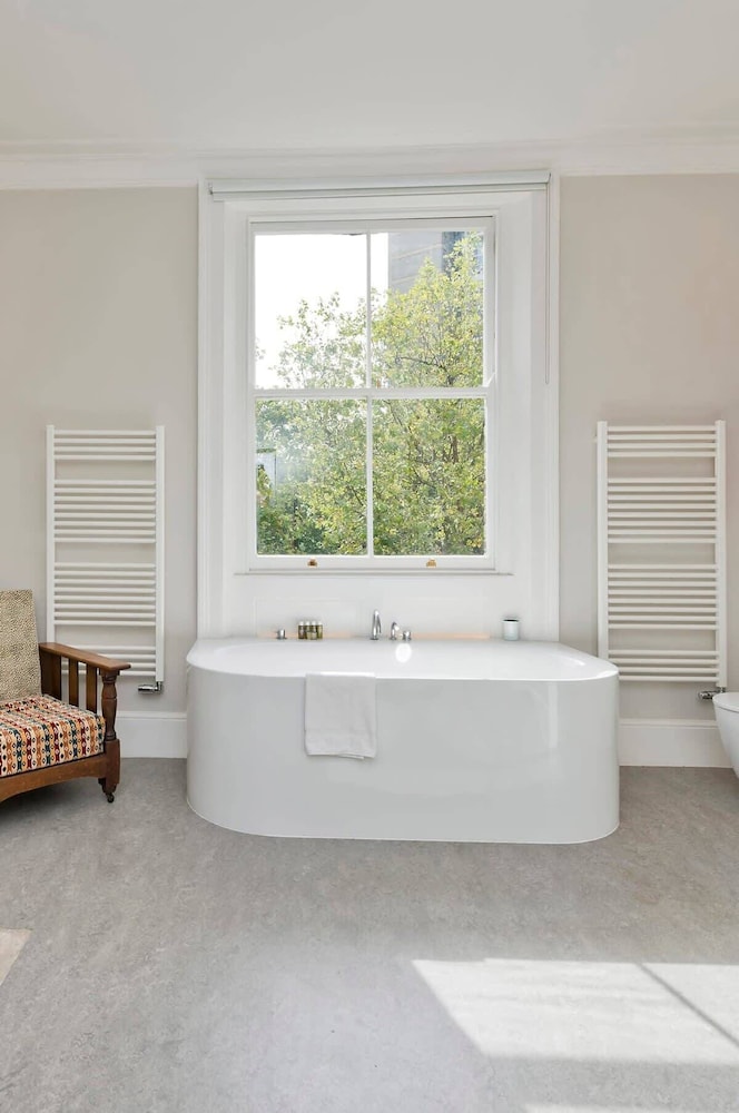 5 Bedroom House, Maida Vale