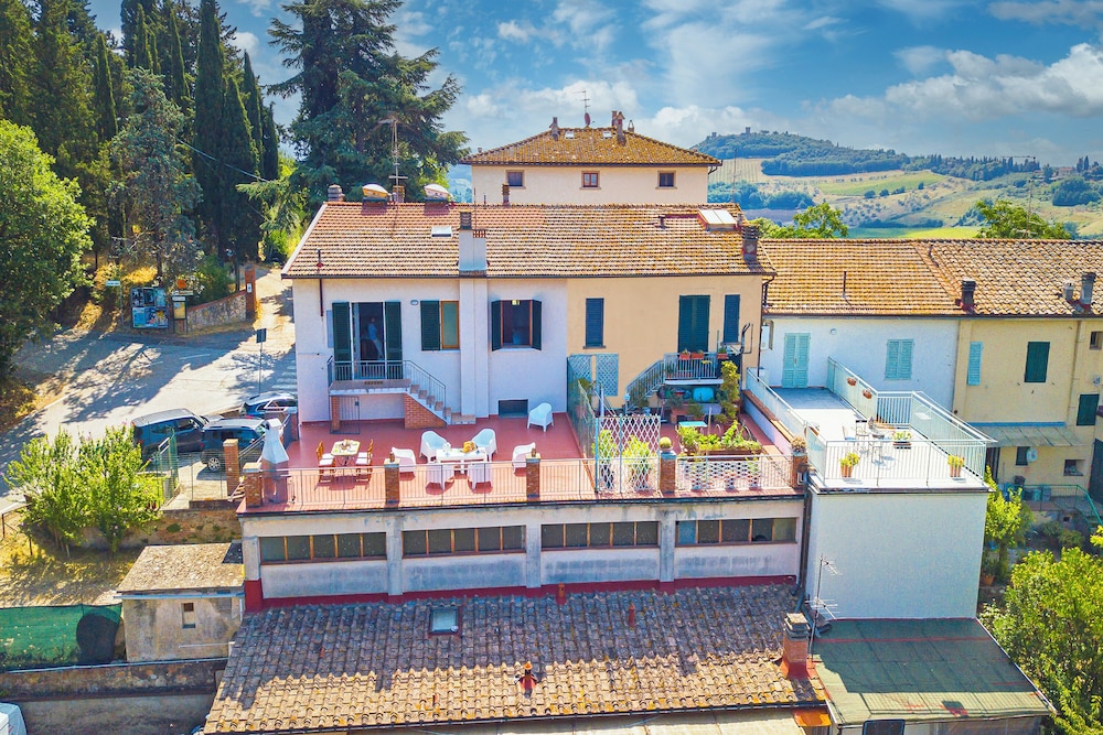 Home Boccaccio Terrace and Chianti View