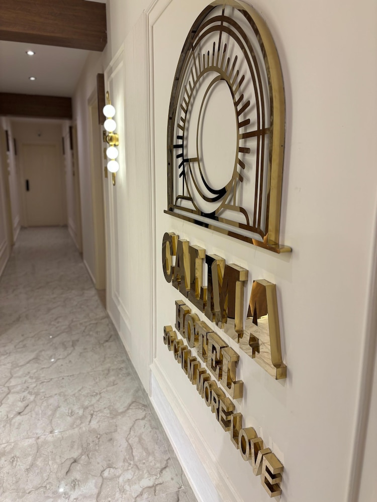 Calma Hotel