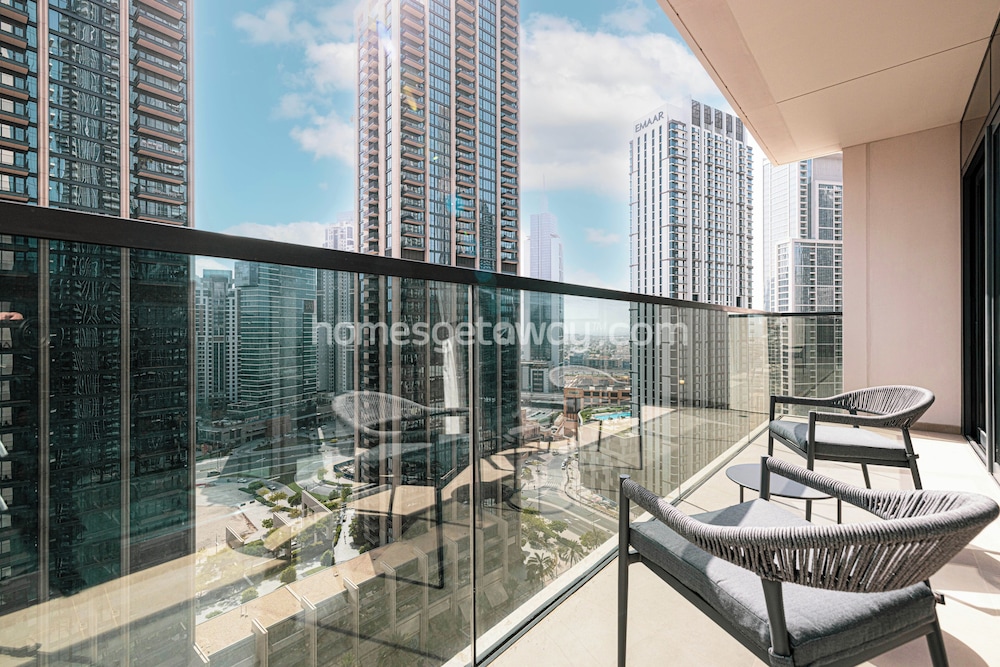 HomesGetaway - 1BR in ACT One Downtown