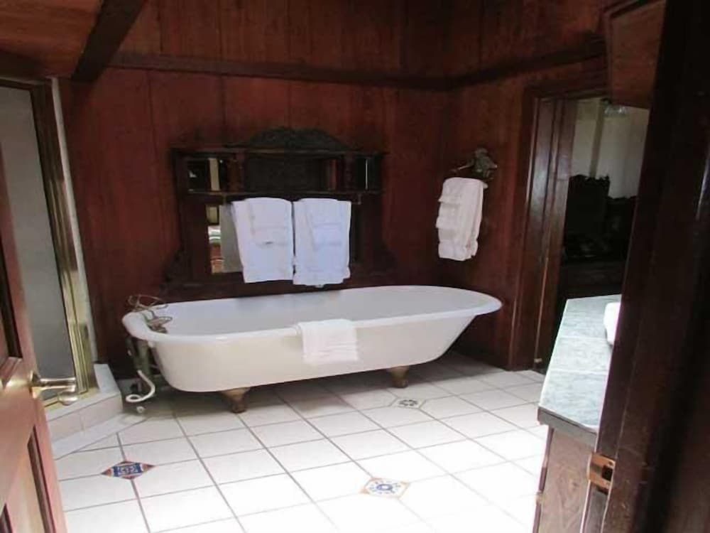 Vero Beach Vacations - The Driftwood Resort - Property Image 7