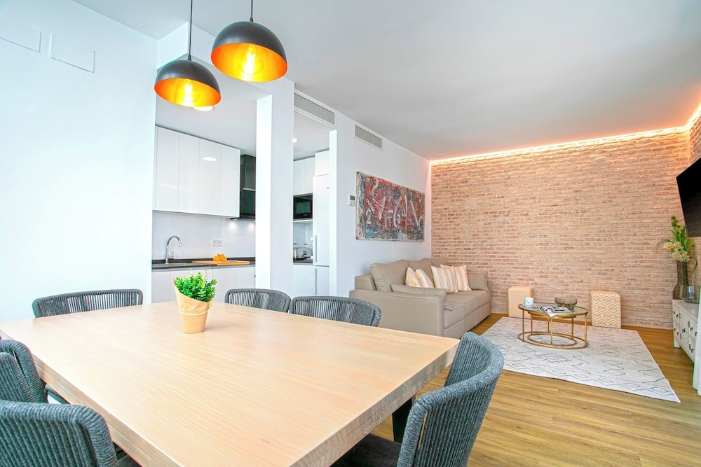 Duplex With Terrace in Sta Cruz. Santa Teresa Viii