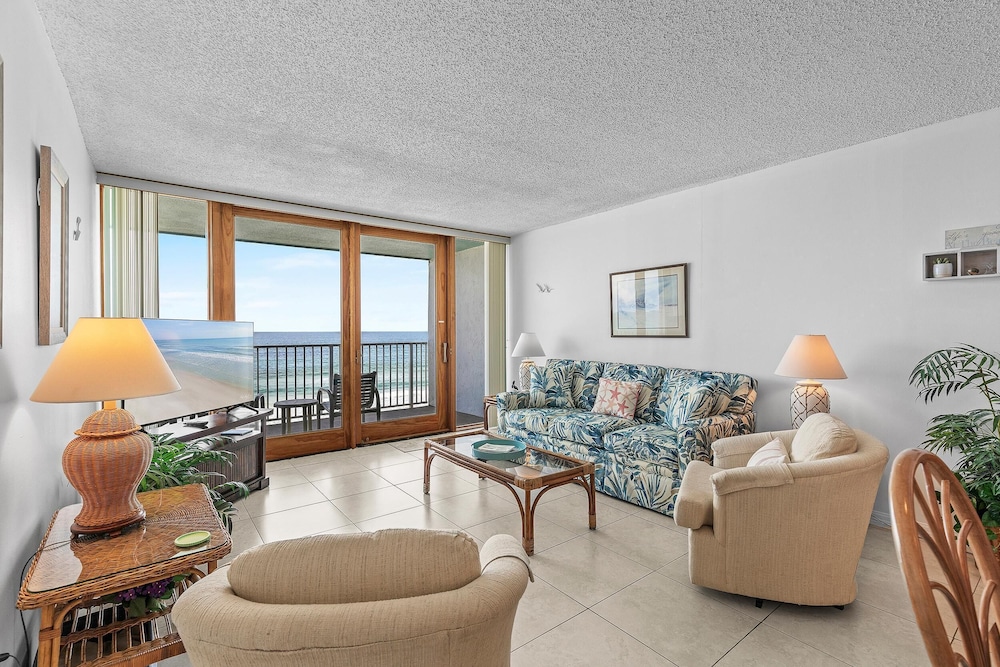 Smyrna Beach Club 607a