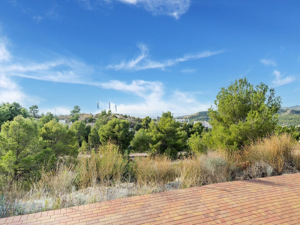 Villa in Benidorm With Private Pool