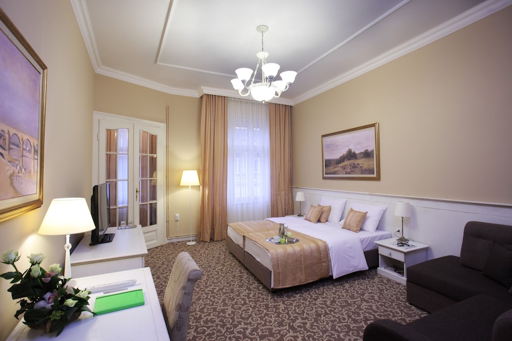 Booking Rooms view 2