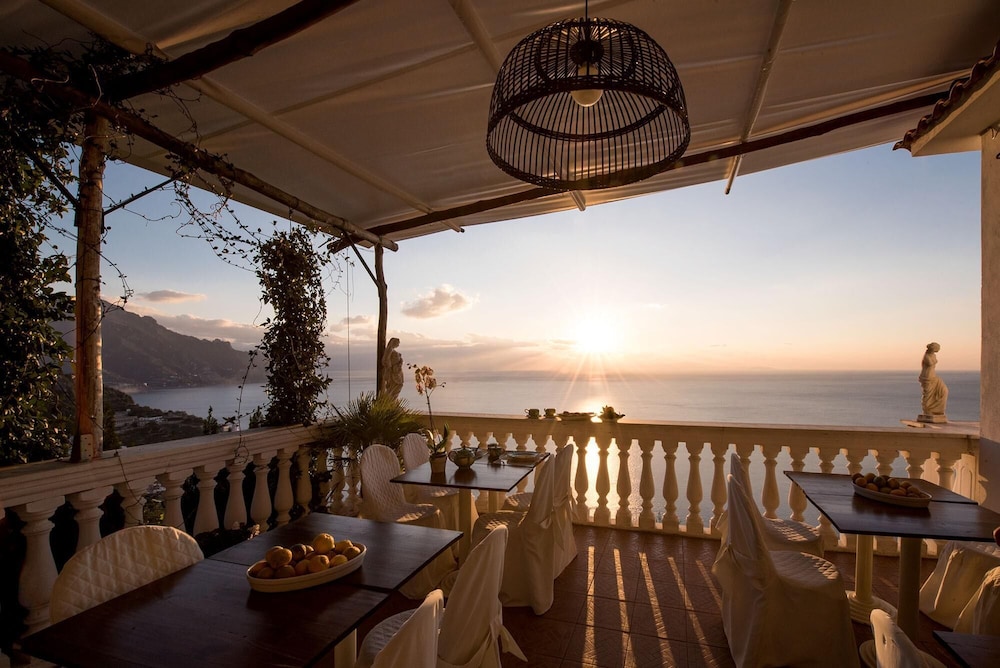 Villa Gioiello - Sea View Pool With Chromotherapy photo 4