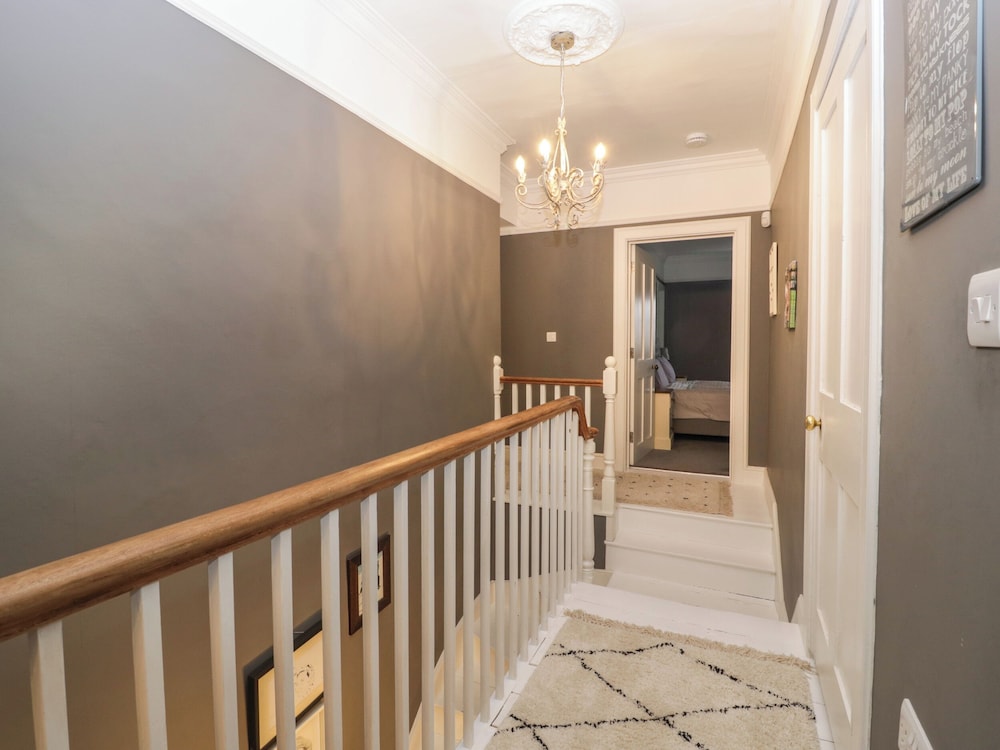 Vallis Oak Villa