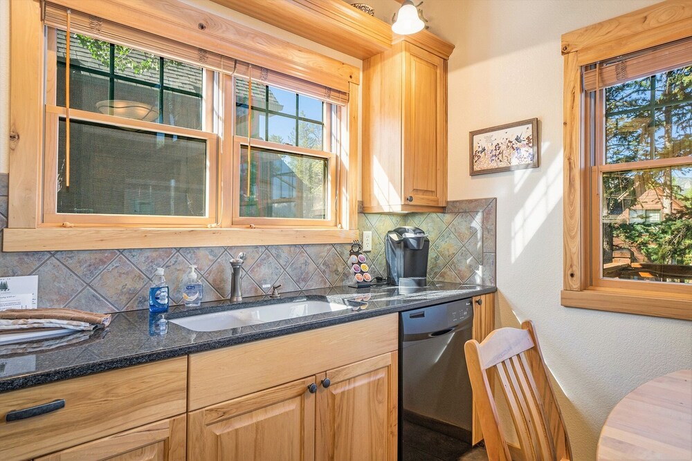 Cozy Solitude Cabins - Estes Park CO