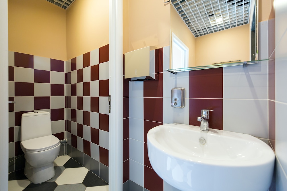 Makarov Hostel