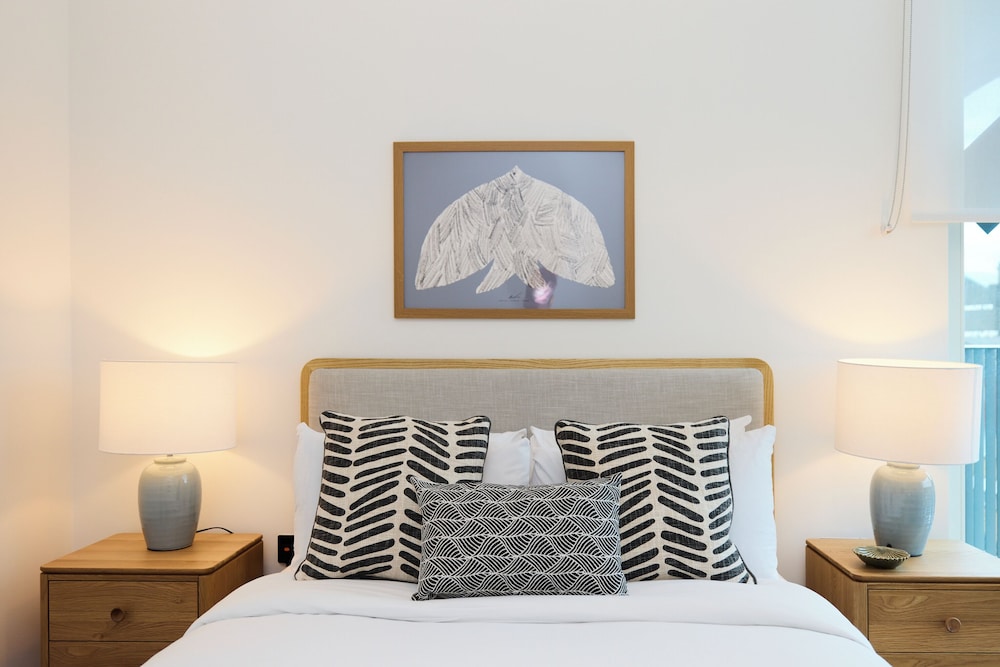 The Tottenham Retreat - Homely 2bdr Flat With Balcony