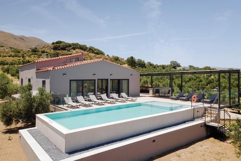 Kourtaliotis Villa Crete