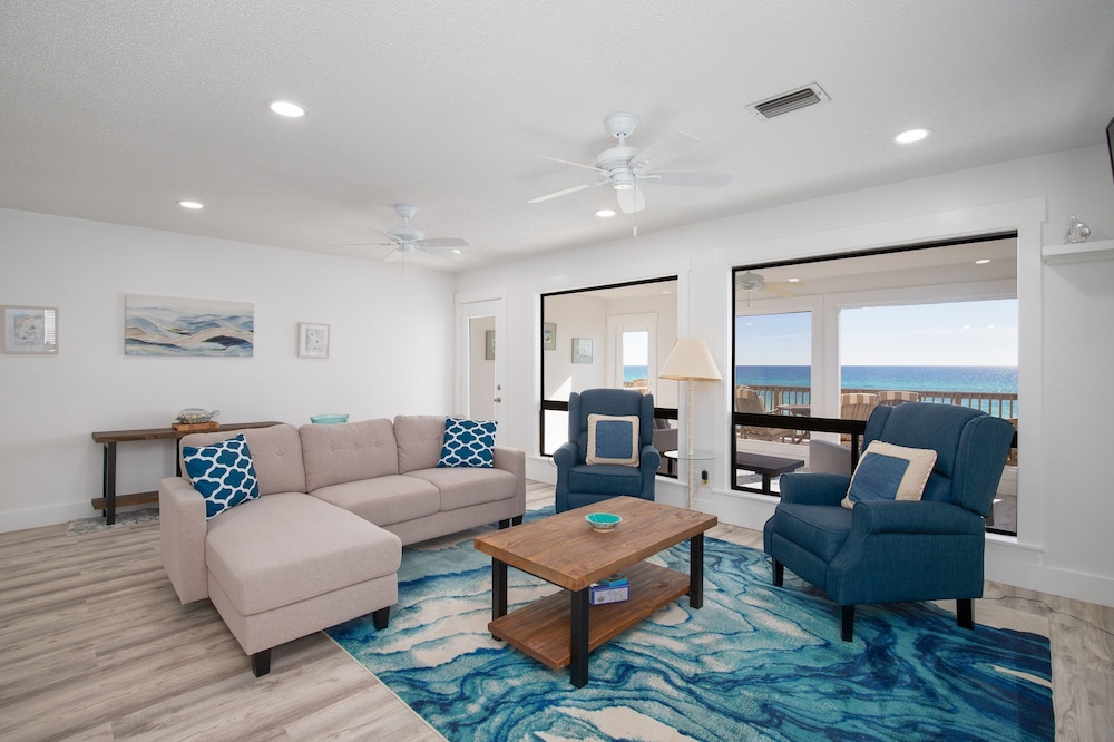 Destiny on the Sand by Avantstay Direct Beach Access Bbq on Large Ocean Facing Patio