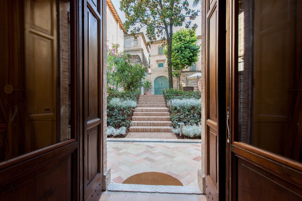 Palazzo Gentili