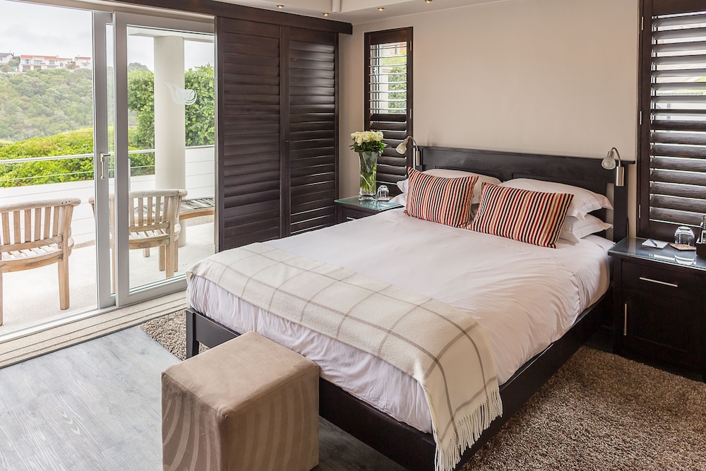 Head over Hills Luxury Retreat