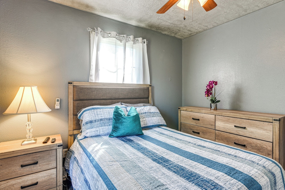 Near Sabine Lake: Pet-friendly Apt in Port Arthur