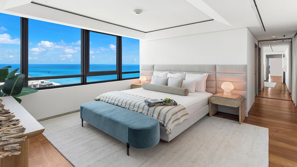 Luxury Vacation Rentals at The Setai by LRMB