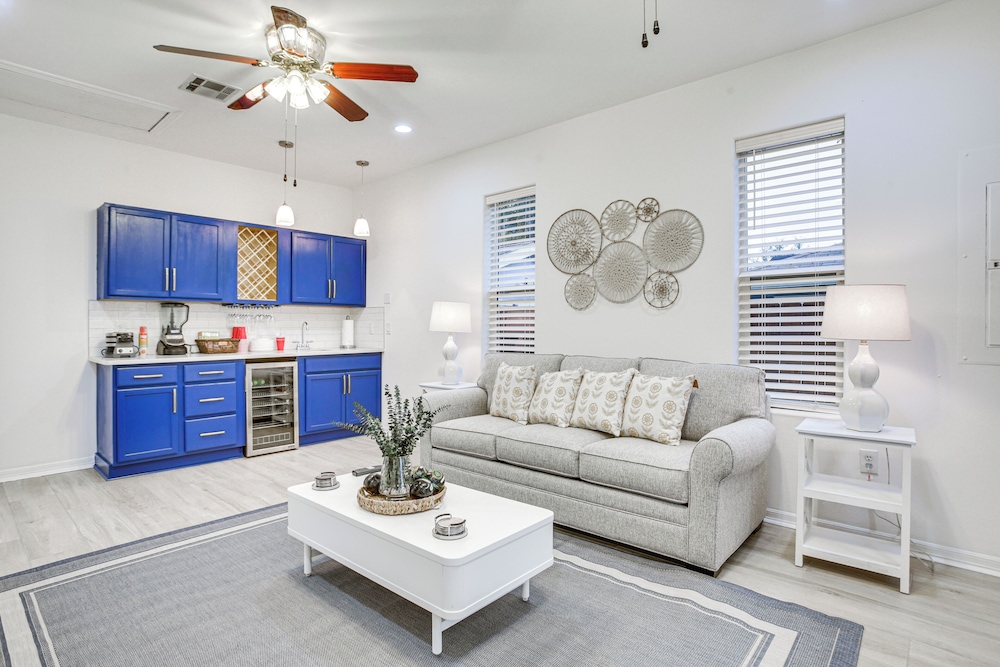 5 Mi to Bourbon Street: Nola Home w/ Fenced Yard!