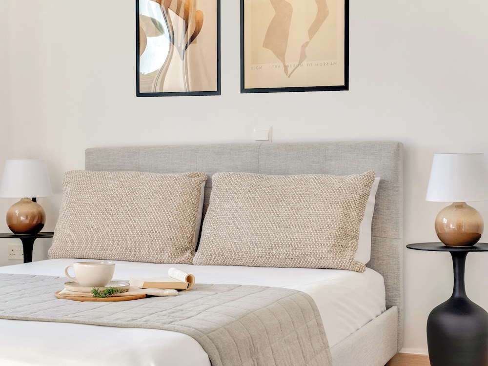 Sanders Solemare - Cute 1 Bdr Apt With Balcony and Seaview