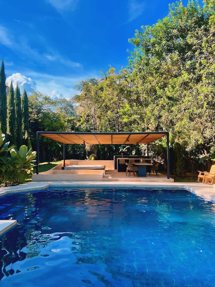 Amazing 6BR Oasis in Poblado MDE