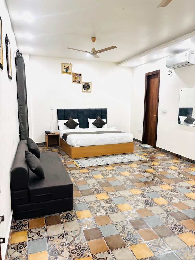 Nirvana inn