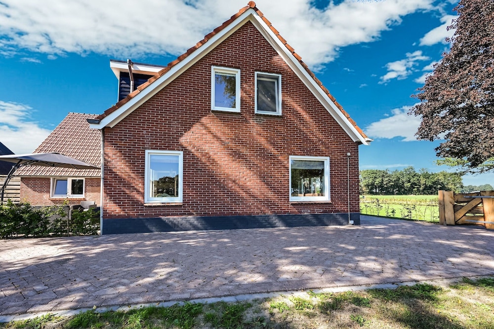Holiday Home in Hellendoorn With Garden view 5