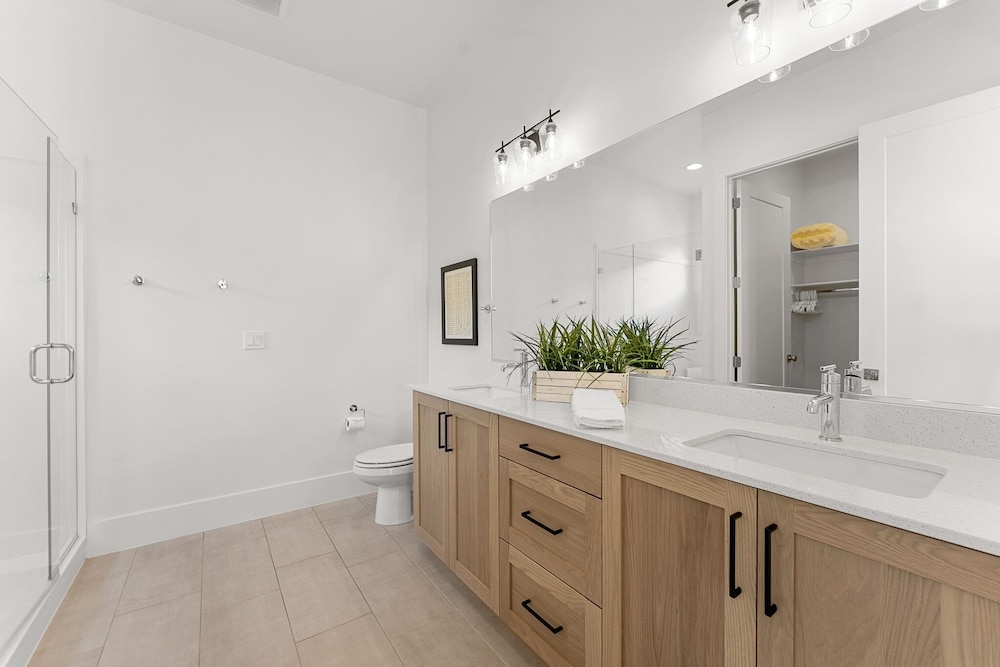Villa #30 At Bloomington Country Club - Red Cliffs 4 Bedroom Townhouse