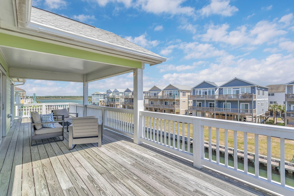 Driftwood by Topsail Realty