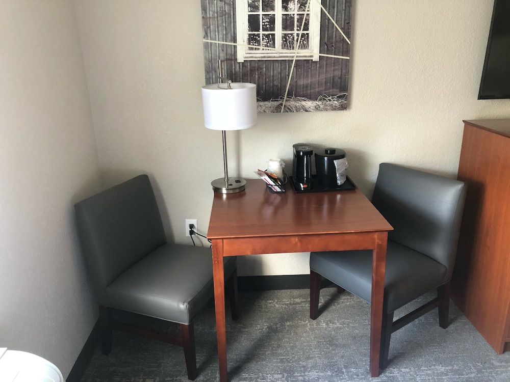 Lexington Vacations - Best Western Lexington Inn - Property Image 19