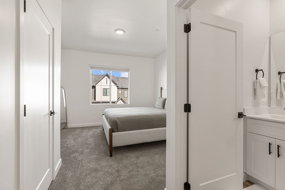 Desert Retreat Near Sand Hollow 4 Bedroom Townhouse