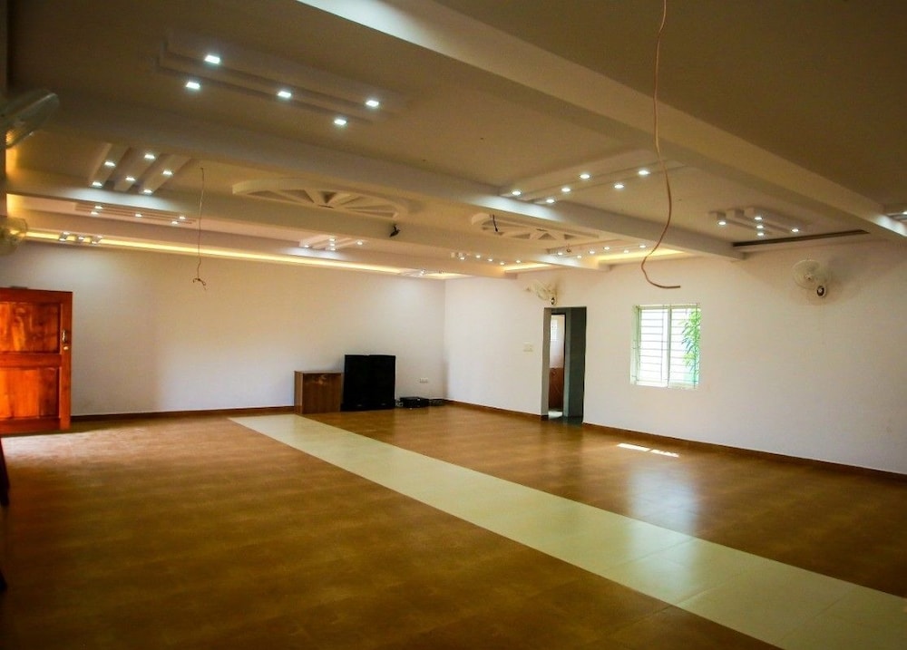 meeting & event spaces